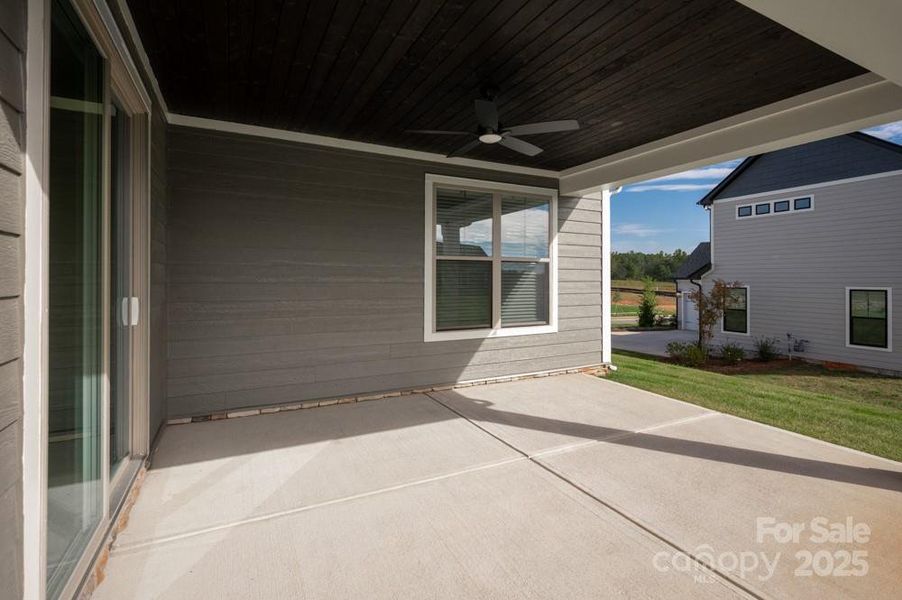 Exterior details and patio area of a home in Stoneridge Hills, Rock Hill (Image 33).