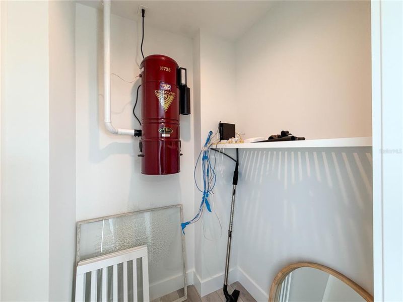 Close-up of interior finishes inside a home in , Englewood (Image 20).