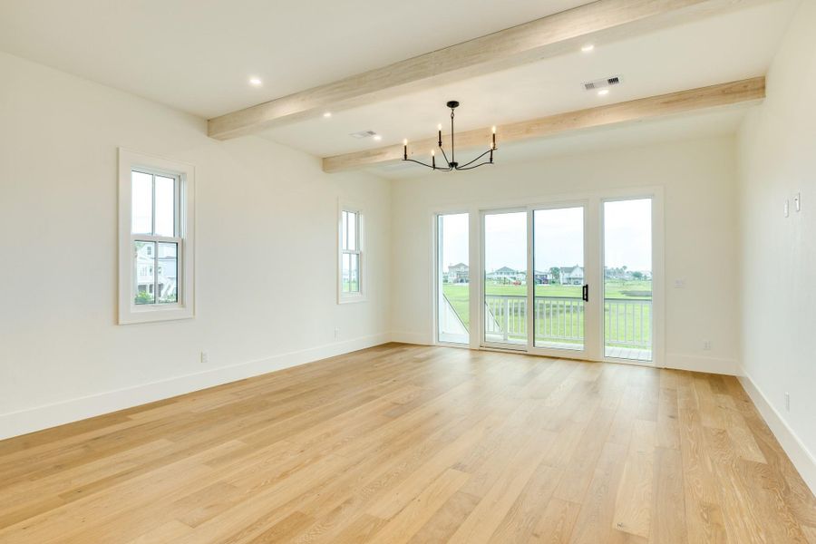 Spacious, unfurnished interior of a new home in , Galveston (Image 35).
