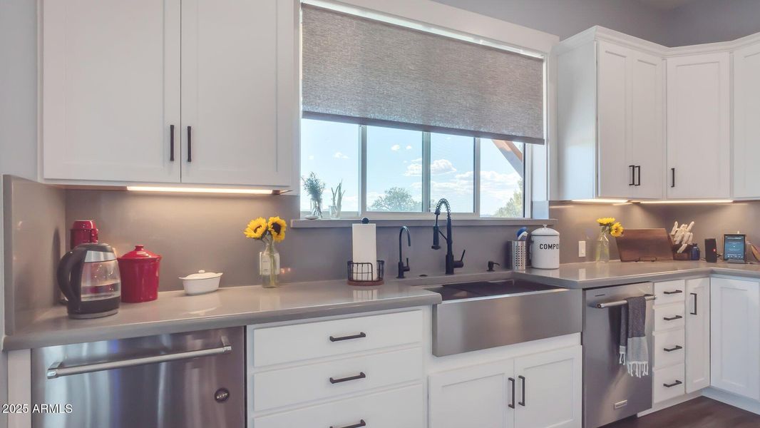 Farmhouse Sink with picture window Farmhouse Sink with picture window