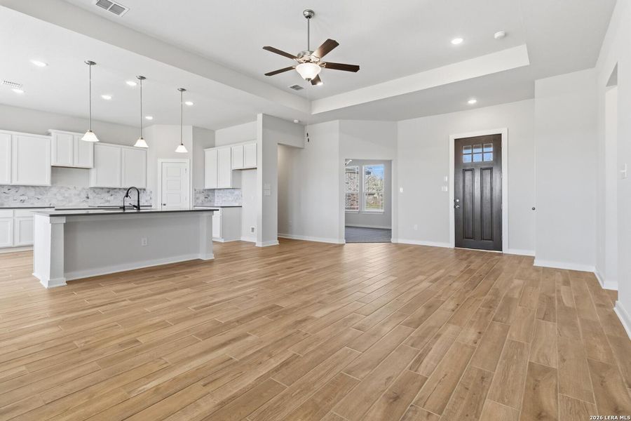 Spacious, unfurnished interior of a new home in Lonesome Dove, San Antonio (Image 28).