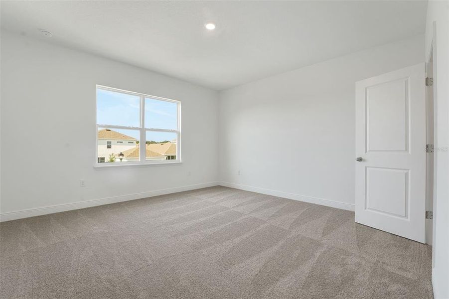 Spacious, unfurnished interior of a new home in Crossroads at Kelly Park, Apopka (Image 25). Spacious, unfurnished interior of a new home in Crossroads at Kelly Park, Apopka (Image 25).