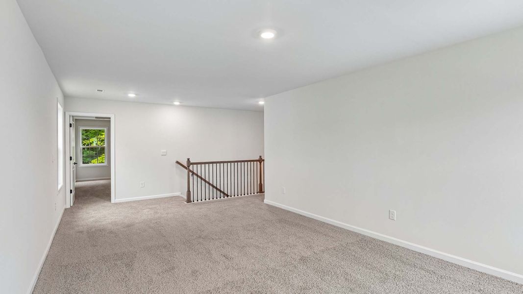 Spacious, unfurnished interior of a new home in Sylvan Creek, Denver (Image 20). Spacious, unfurnished interior of a new home in Sylvan Creek, Denver (Image 20).