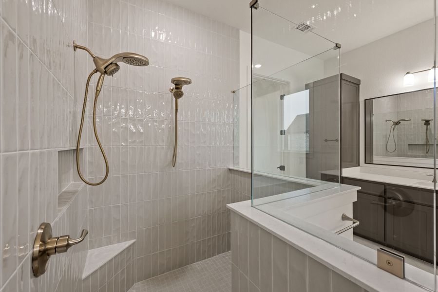 Image 41 of a home in NorthGlen.