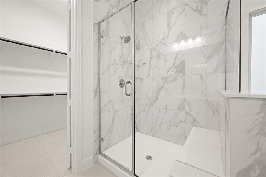 1540 Euclid- Primary Suite-6