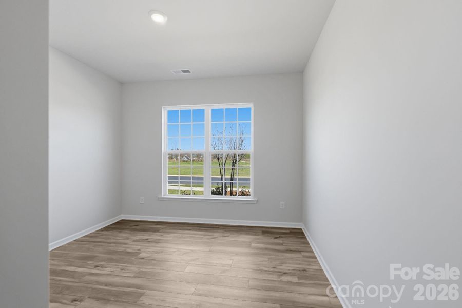 Spacious, unfurnished interior of a new home in Roselyn, Lancaster (Image 11).