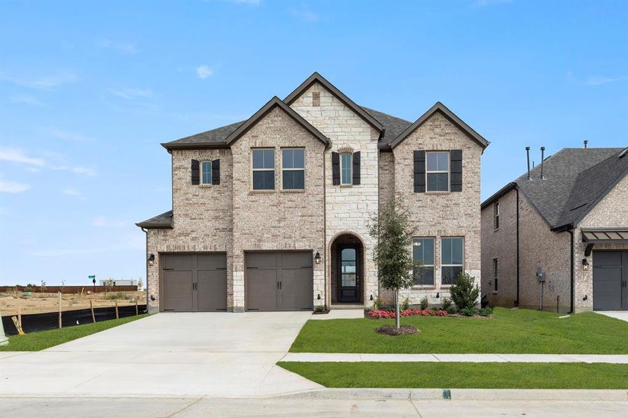 01. 3301 Agnew - Front 01. 3301 Agnew - Front