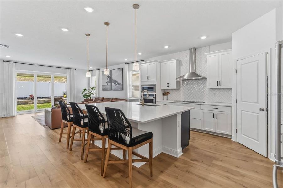 Furnished interior view inside a new home in , Clermont (Image 6).