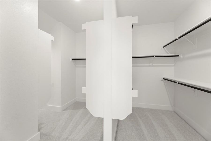 21. 1212 Unity - Closet 21. 1212 Unity - Closet