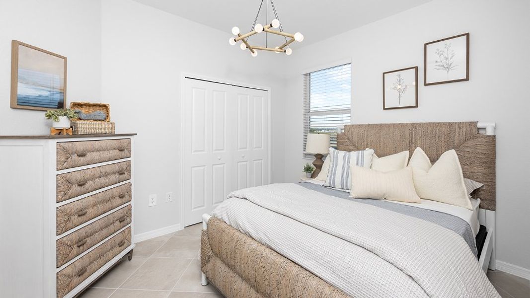 9281 Magnolia Bed2 1of2 F1 Base3 11 7 25 9281 Magnolia Bed2 1of2 F1 Base3 11 7 25