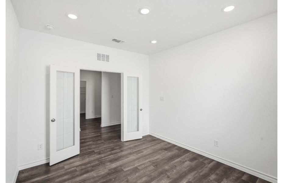 Representative unfurnished interior of a home built from the Orchard by Pulte Homes in Dove Song, Marion (Image 8).