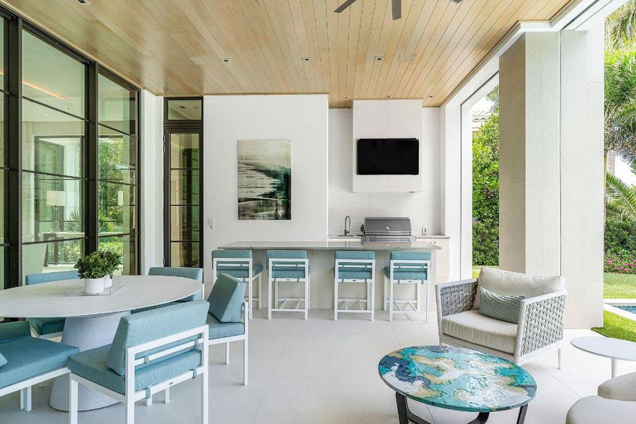 471_Royal_Palm_Way_23