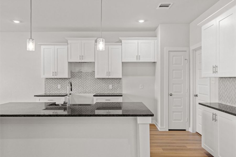 Furnished interior view inside a new home in Glendale Lakes, Rosharon (Image 5). Furnished interior view inside a new home in Glendale Lakes, Rosharon (Image 5).