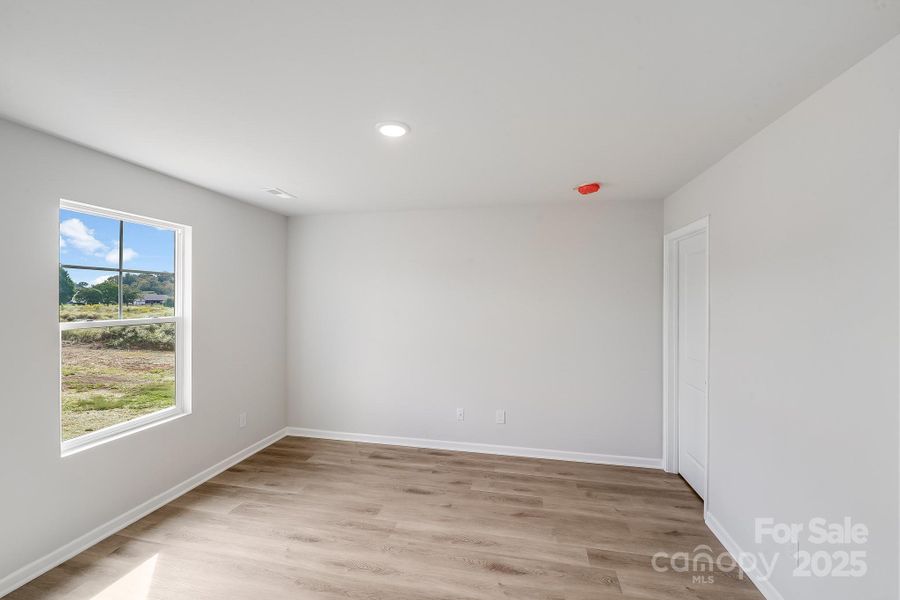 Spacious, unfurnished interior of a new home in , Statesville (Image 23).