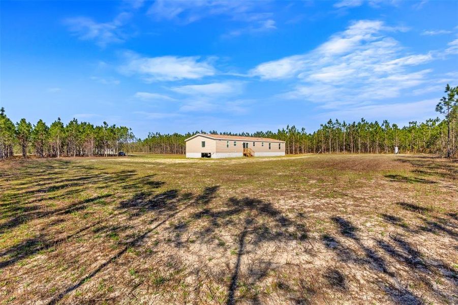 Image 18 of a home in .