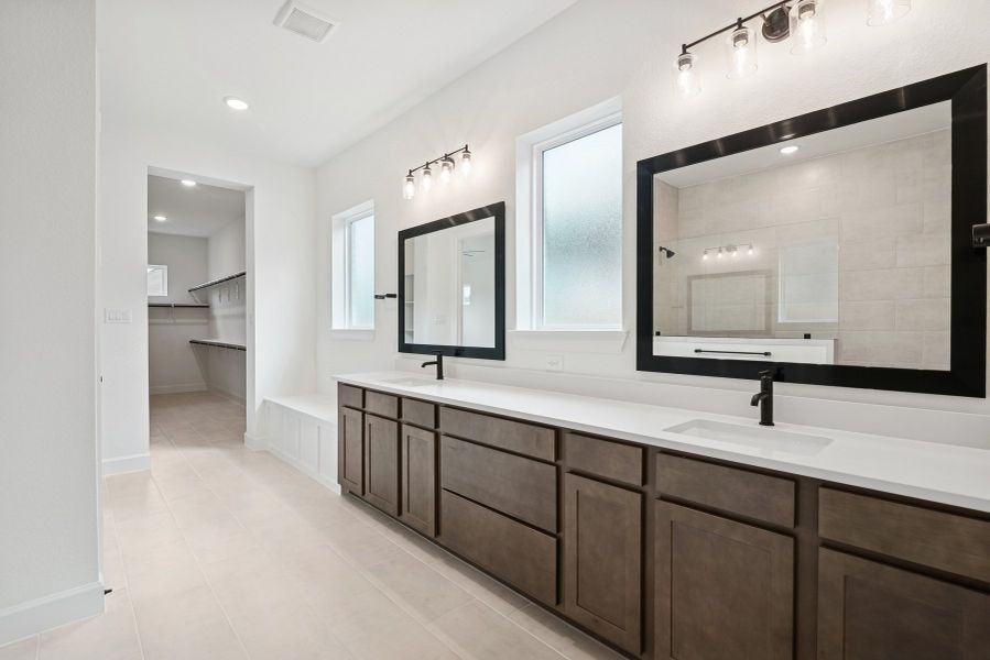 Owner's Bath Owner's Bath