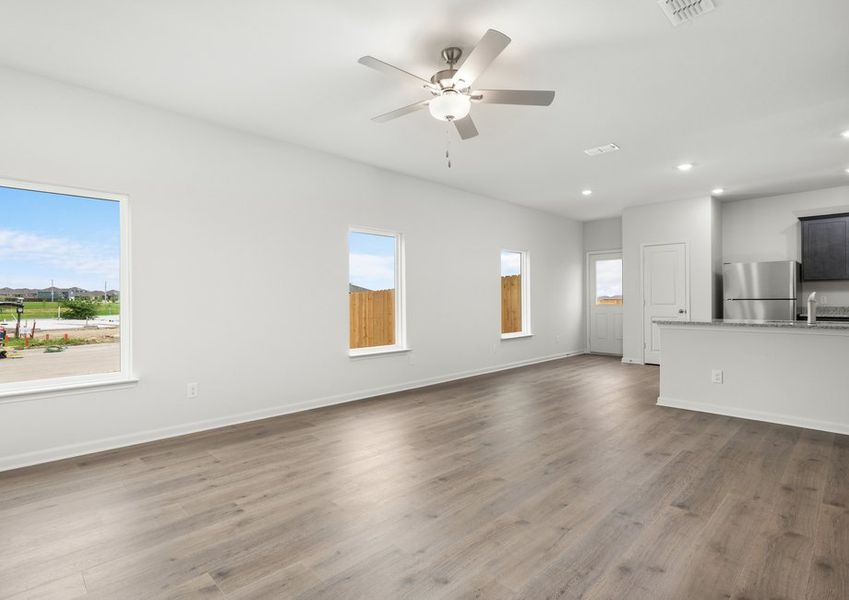 The Hawthorn has a wonderful open concept layout. The Hawthorn has a wonderful open concept layout.