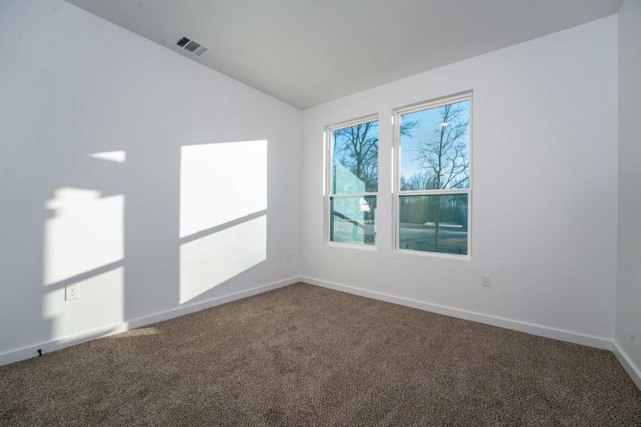 Spacious, unfurnished interior of a new home in , Bastrop (Image 26).