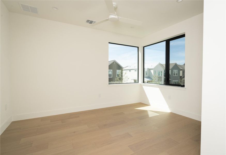 Image 16 of a home in . Image 16 of a home in .