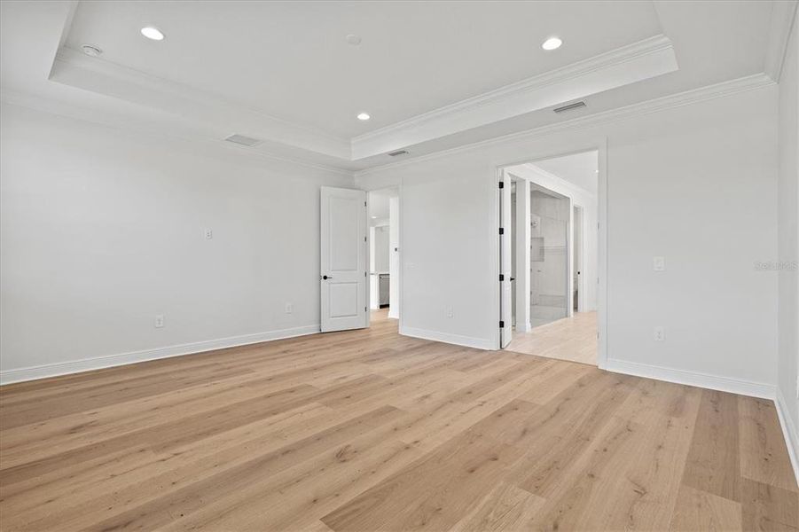 Spacious, unfurnished interior of a new home in Cassata Lakes, Nokomis (Image 59). Spacious, unfurnished interior of a new home in Cassata Lakes, Nokomis (Image 59).
