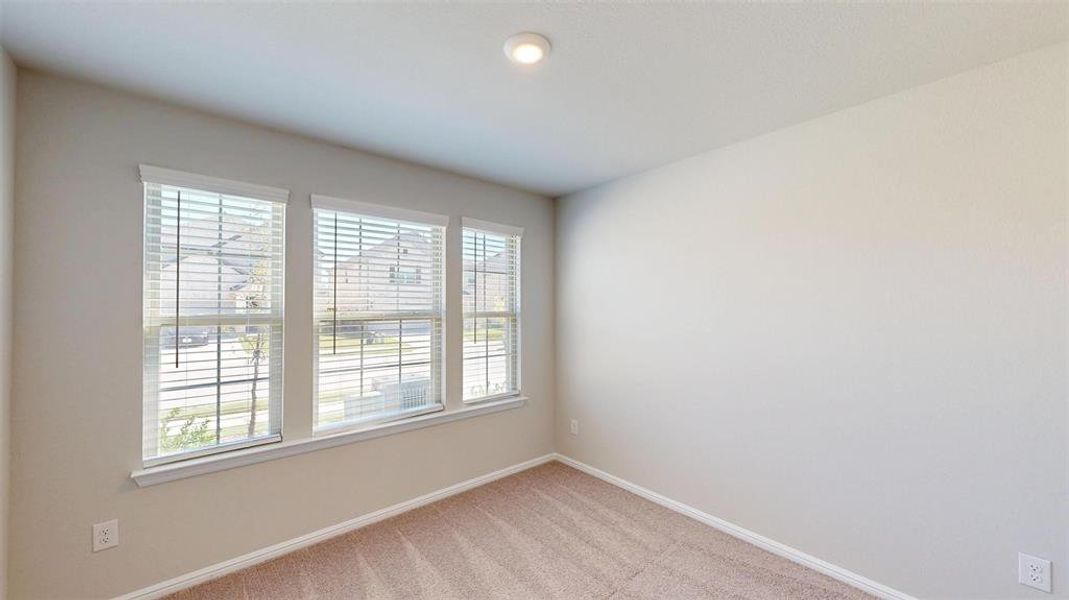 Spacious, unfurnished interior of a new home in Forest Park, Princeton (Image 14).