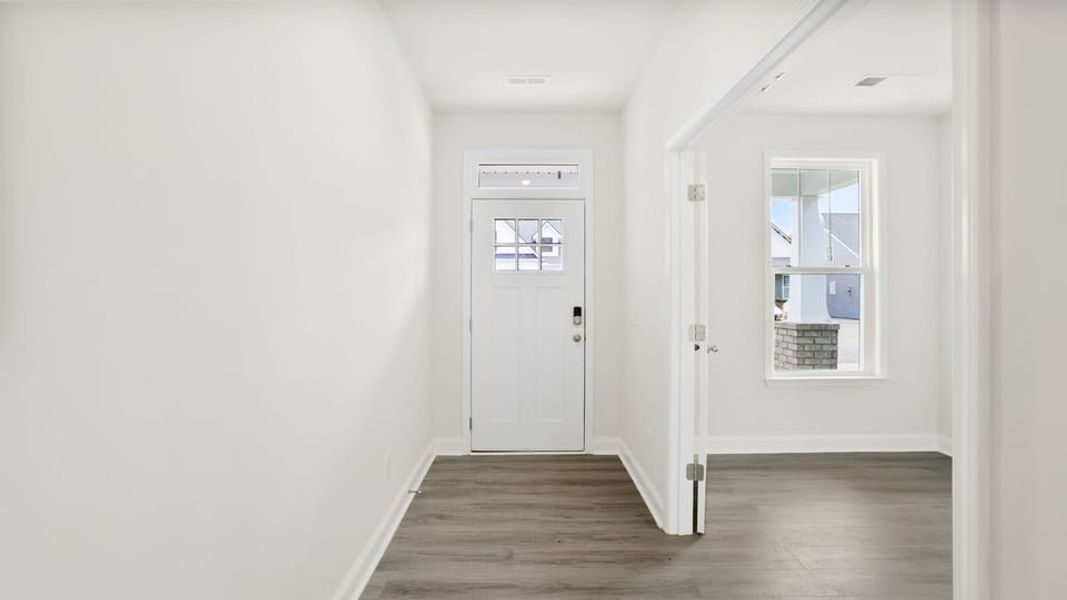 Spacious, unfurnished interior of a new home in Briargate, Fountain Inn (Image 14).