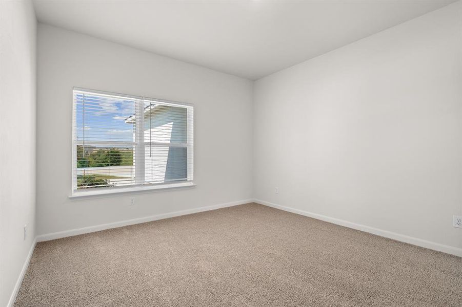 Spacious, unfurnished interior of a new home in Big Sky Estates, Ponder (Image 8).