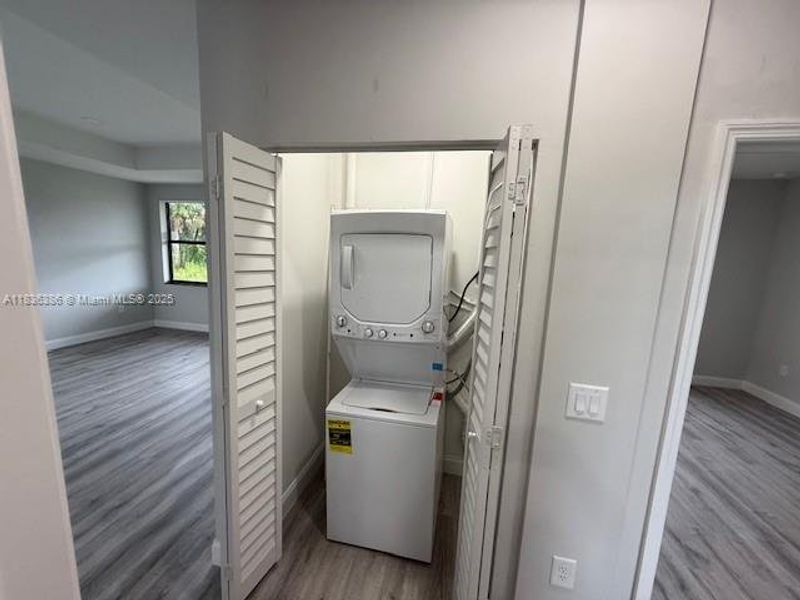 Image 10 of a home in .