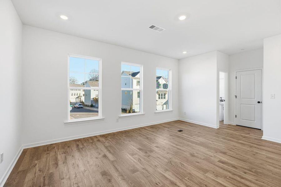 Spacious, unfurnished interior of a new home in Somerset at Veterans Memorial, Mableton (Image 22). Spacious, unfurnished interior of a new home in Somerset at Veterans Memorial, Mableton (Image 22).