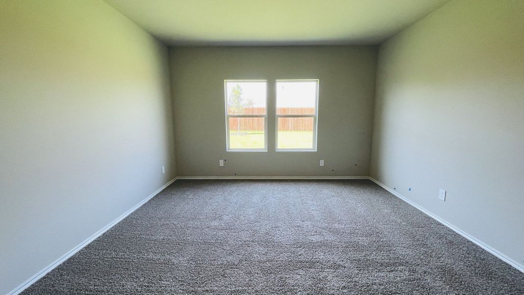 Spacious, unfurnished interior of a new home in Sunnycreek, Fort Worth (Image 12). Spacious, unfurnished interior of a new home in Sunnycreek, Fort Worth (Image 12).