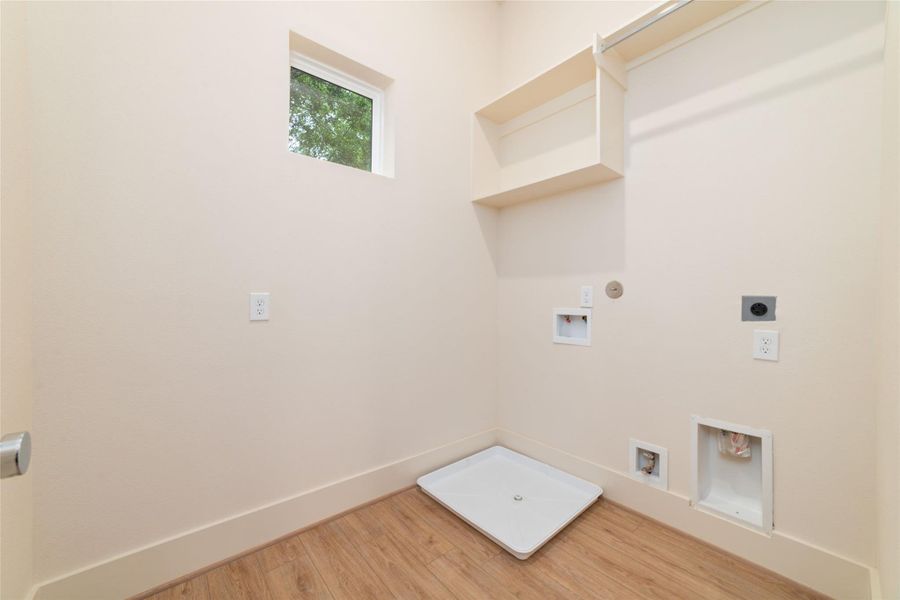 Spacious, unfurnished interior of a new home in , Houston (Image 20). Spacious, unfurnished interior of a new home in , Houston (Image 20).