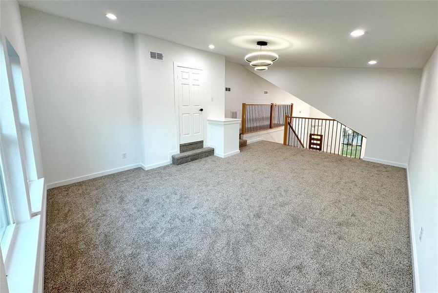 Spacious, unfurnished interior of a new home in , Greenville (Image 25).