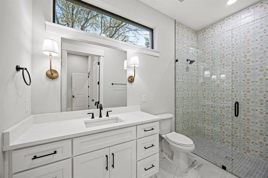 Furnished interior view inside a new home in , Dallas (Image 33). Furnished interior view inside a new home in , Dallas (Image 33).