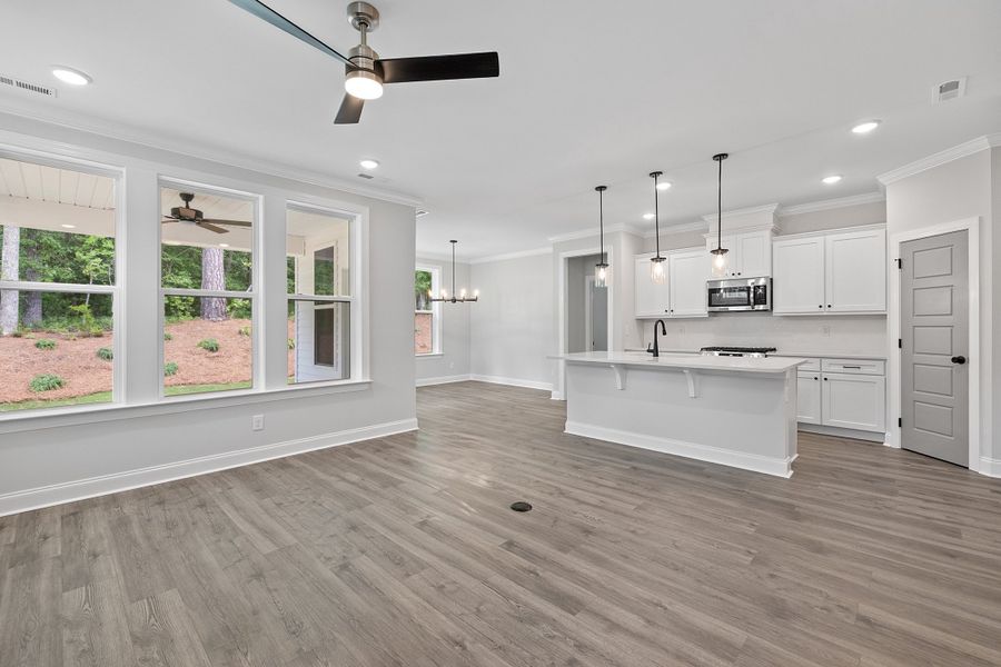 Representative unfurnished interior of a home built from the The Ellery by RobuckHomes in Baylee Ridge, Selma (Image 51).