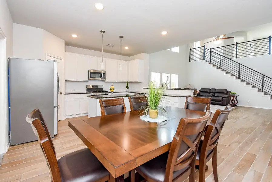 Beautiful view of the open floorplan from the dining area. Beautiful view of the open floorplan from the dining area.