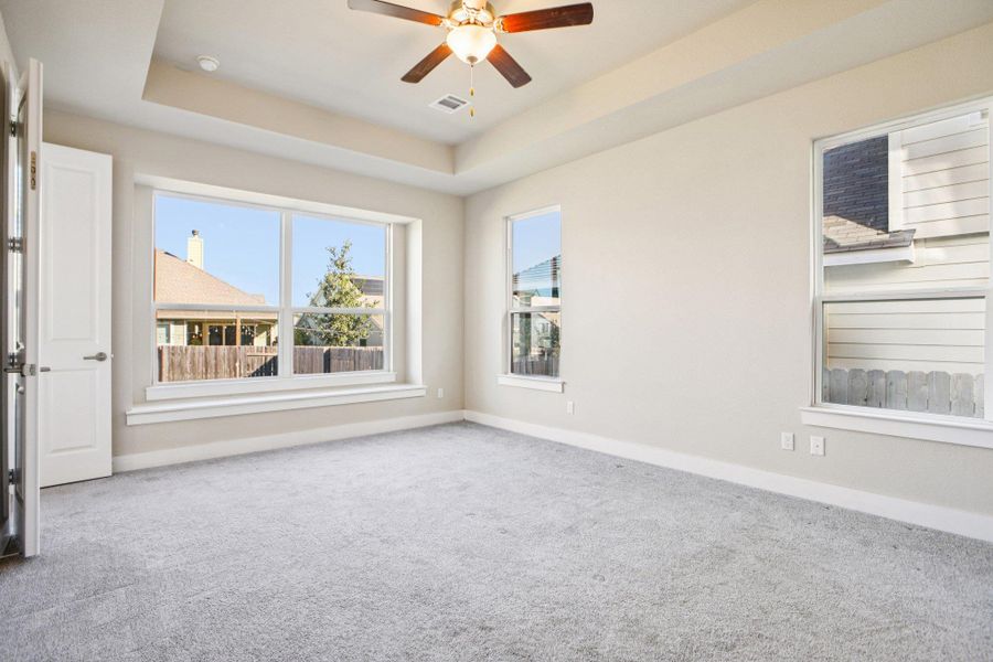 Spacious, unfurnished interior of a new home in Orchard Ridge, Liberty Hill (Image 34).