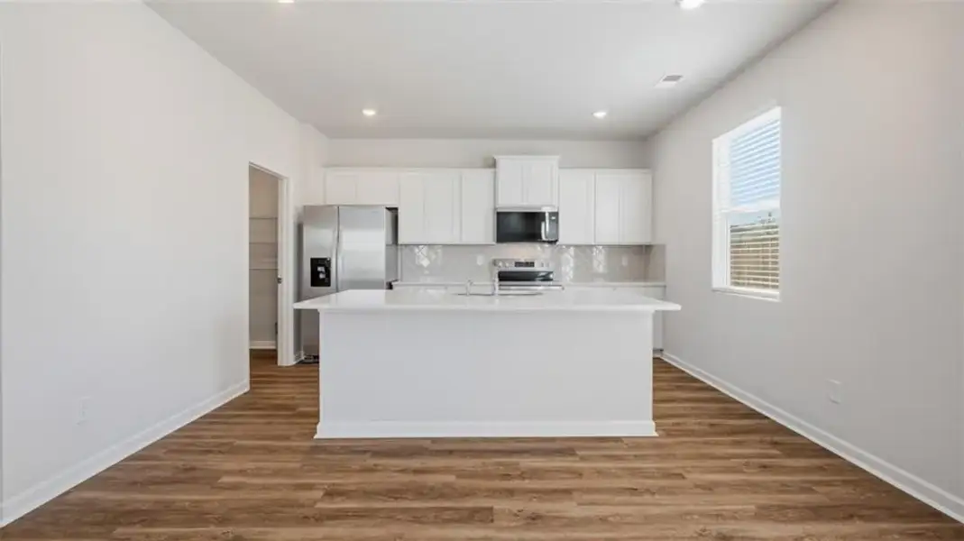 Furnished interior view inside a new home in Poplar Preserve, Newnan (Image 4).