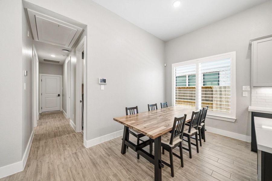 Furnished interior view inside a new home in Meridiana 40', 65', Iowa Colony (Image 11).