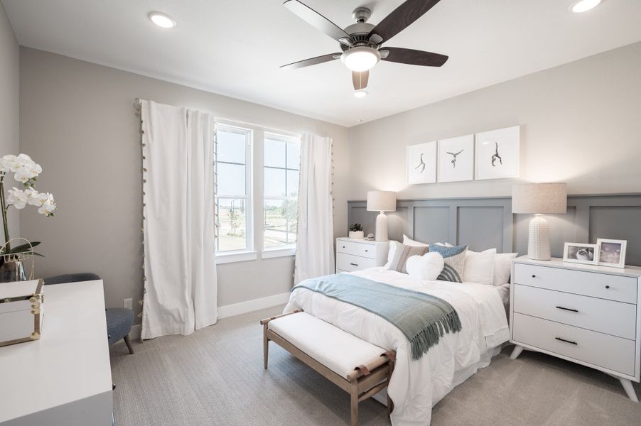 Representative furnished interior of a home built from the Verdin by Tri Pointe Homes in Pecan Ridge, Fulshear (Image 11).