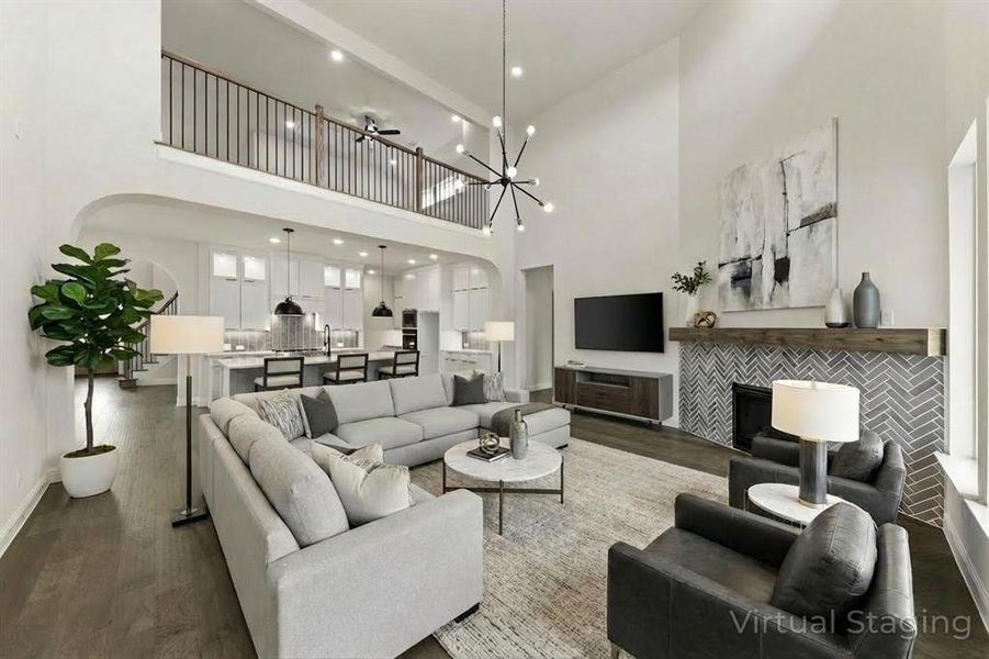 1520 Fairmont - Family Room & Kitchen VS
