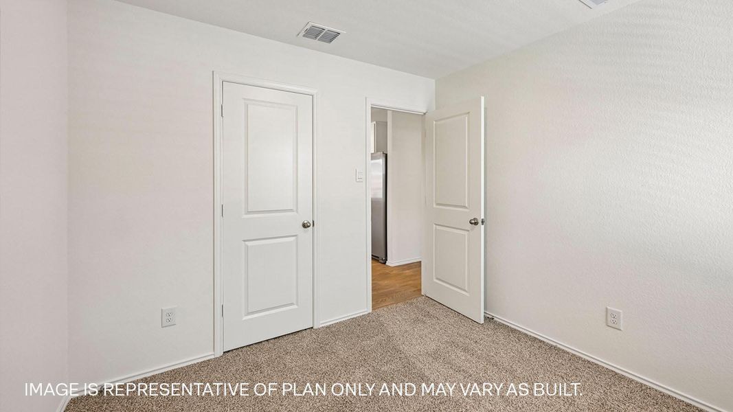 Spacious, unfurnished interior of a new home in Prairie Lakes, Buda (Image 11).