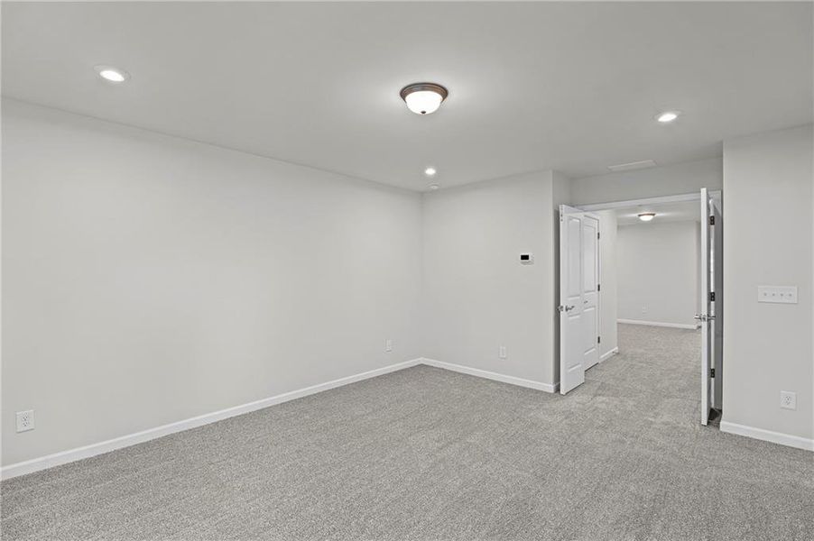 Spacious, unfurnished interior of a new home in Ansley Towns, Cumming (Image 11).