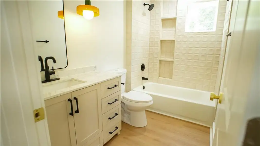 Furnished interior view inside a new home in , Atlanta (Image 4).