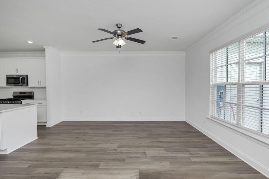 Spacious, unfurnished interior of a new home in Lake Carolina Townhomes, Columbia (Image 15).