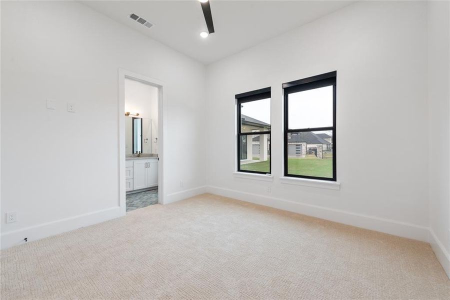 Spacious, unfurnished interior of a new home in , Flower Mound (Image 34).
