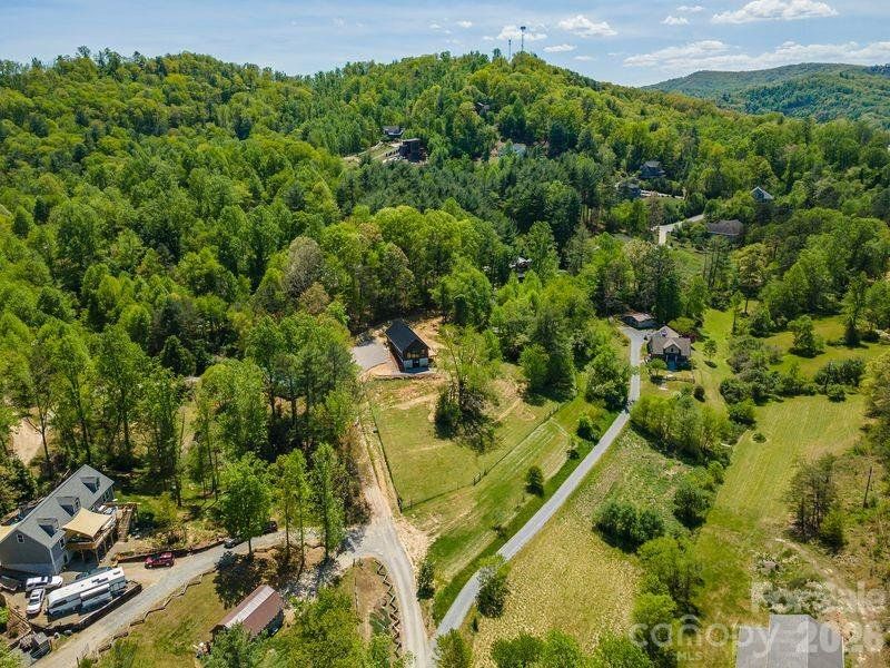 Natural landscape and outdoor views near  in Asheville (Image 27).