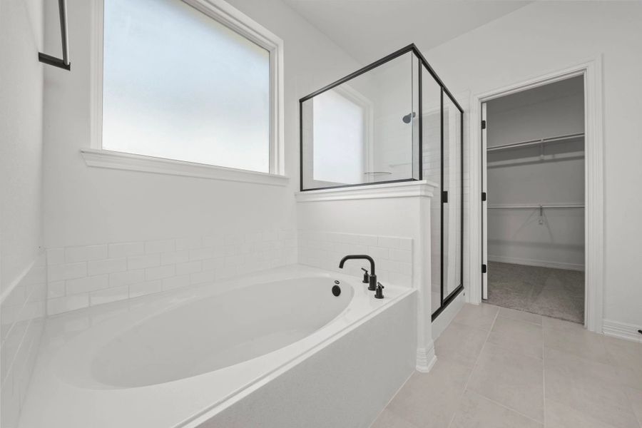 Primary bathroom. Sample product photo. Actual exterior and interior selections may vary by homesite. Photo may be virtually staged.