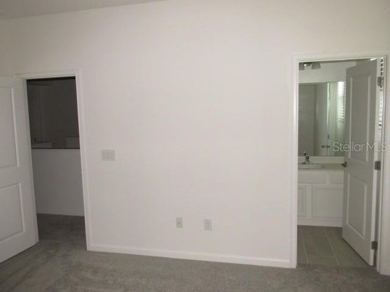 Spacious, unfurnished interior of a new home in , Davenport (Image 15). Spacious, unfurnished interior of a new home in , Davenport (Image 15).