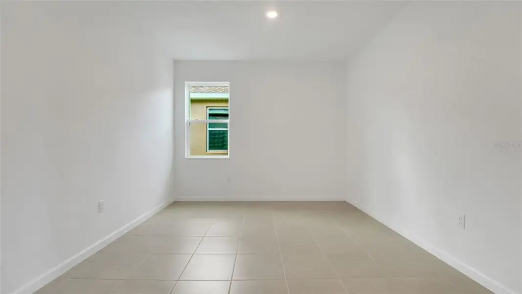 Spacious, unfurnished interior of a new home in Annabelle Estates, Lake Wales (Image 14).
