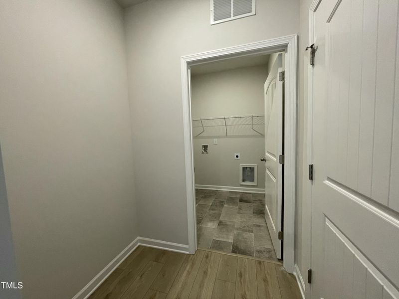 20250823_200733002_iOS